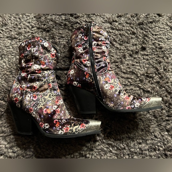 Free People Brayden Floral Print Western Boots - Picture 2 of 9